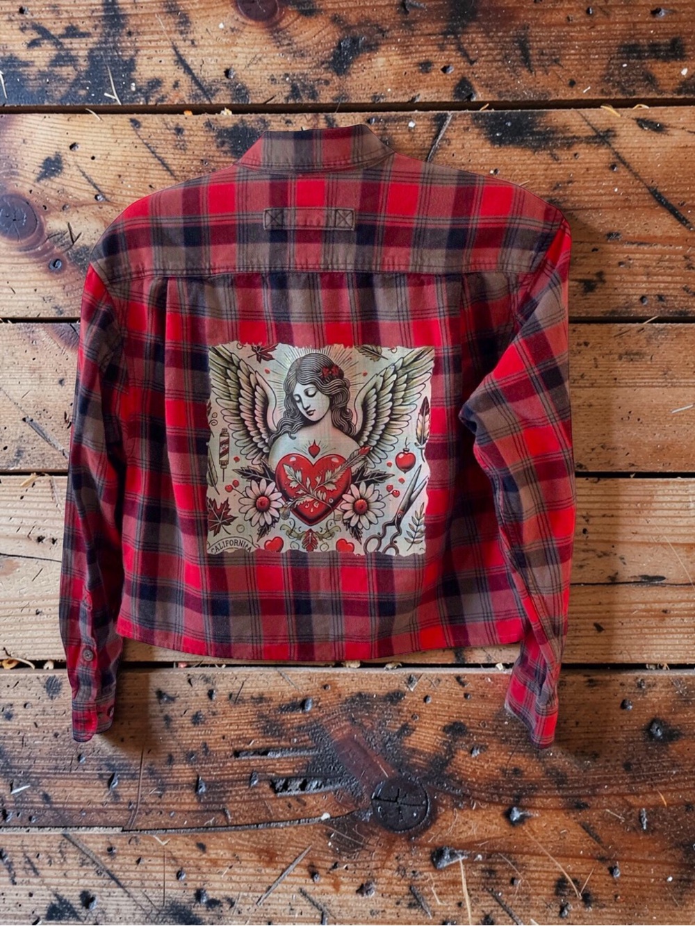 Duluth Trading Co, Custom Upcycled Flannel Shacket, Medium, Grunge, Red Plaid - Picture 9 of 11